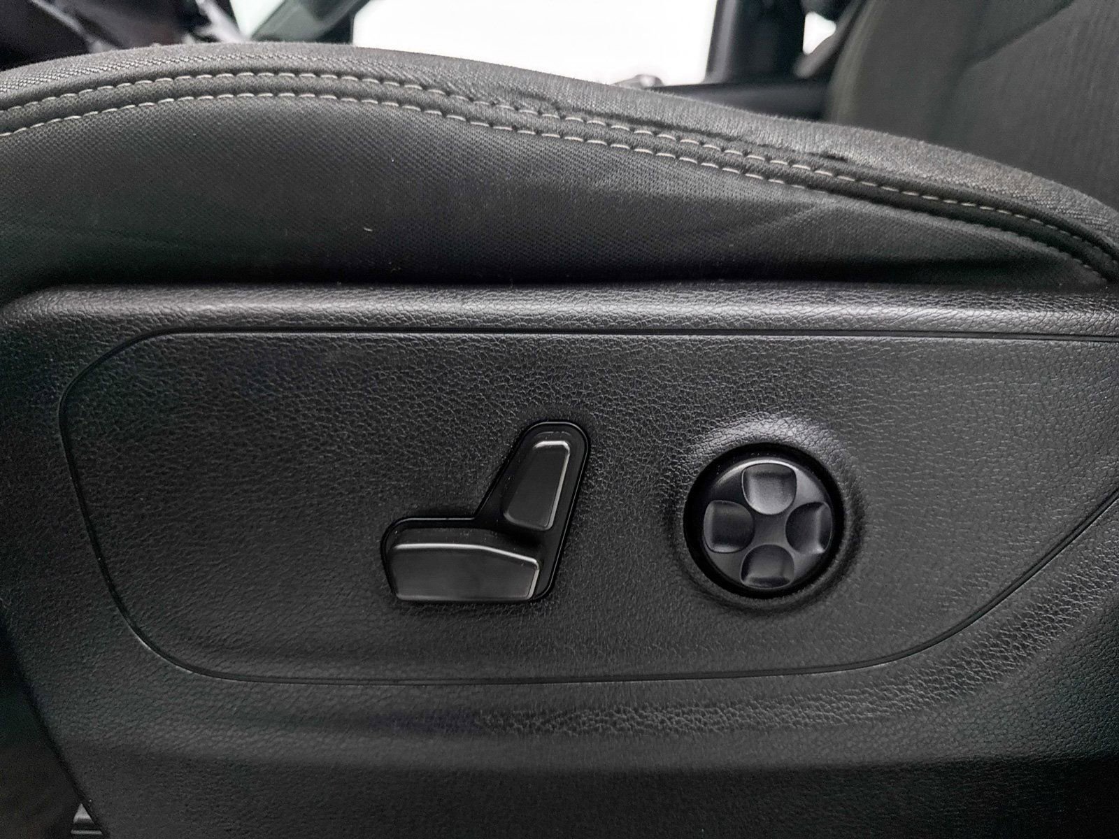 Used 2021 RAM 1500 Big Horn image 24