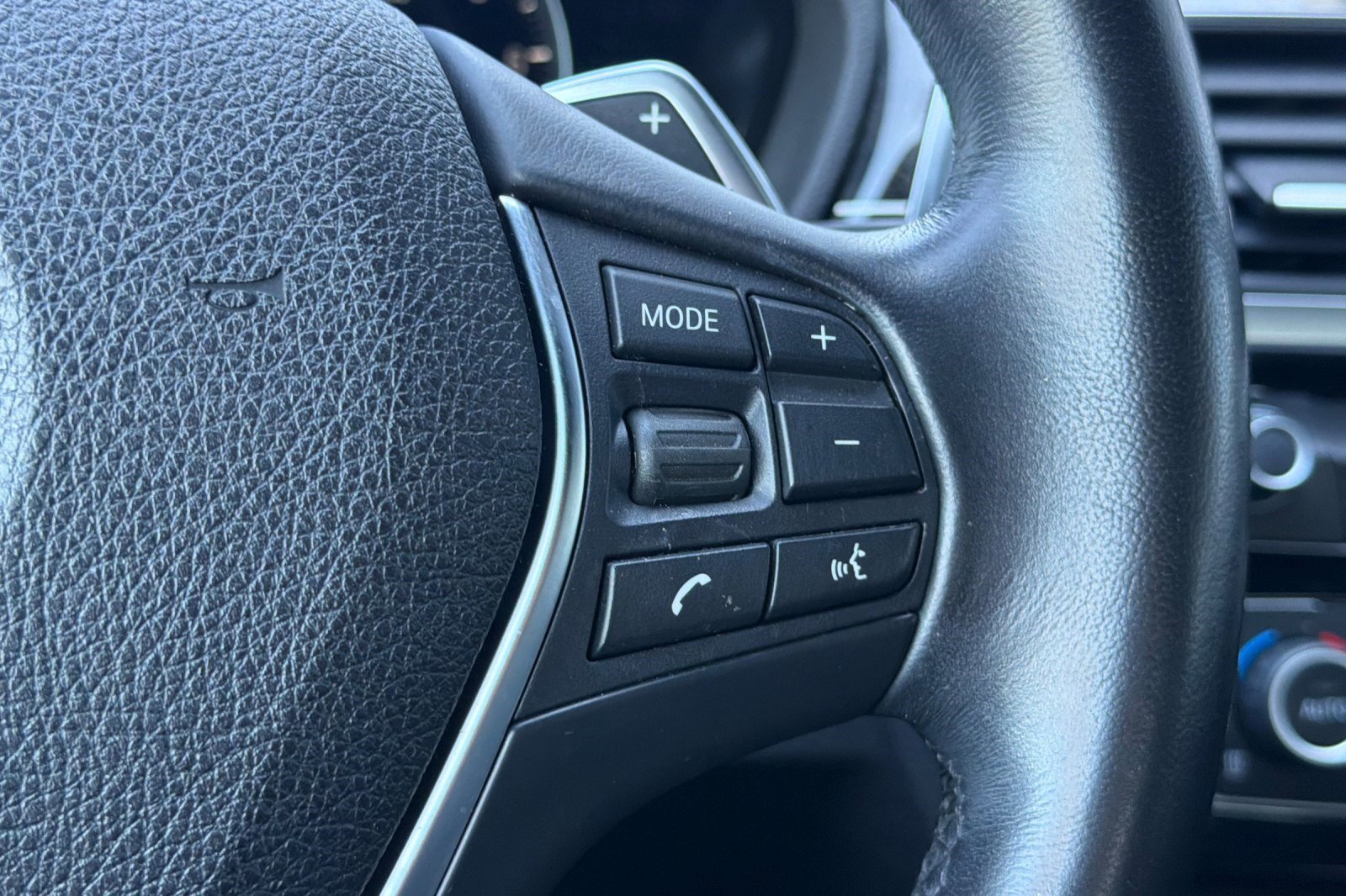 Used 2018 BMW 430i Convertible image 32