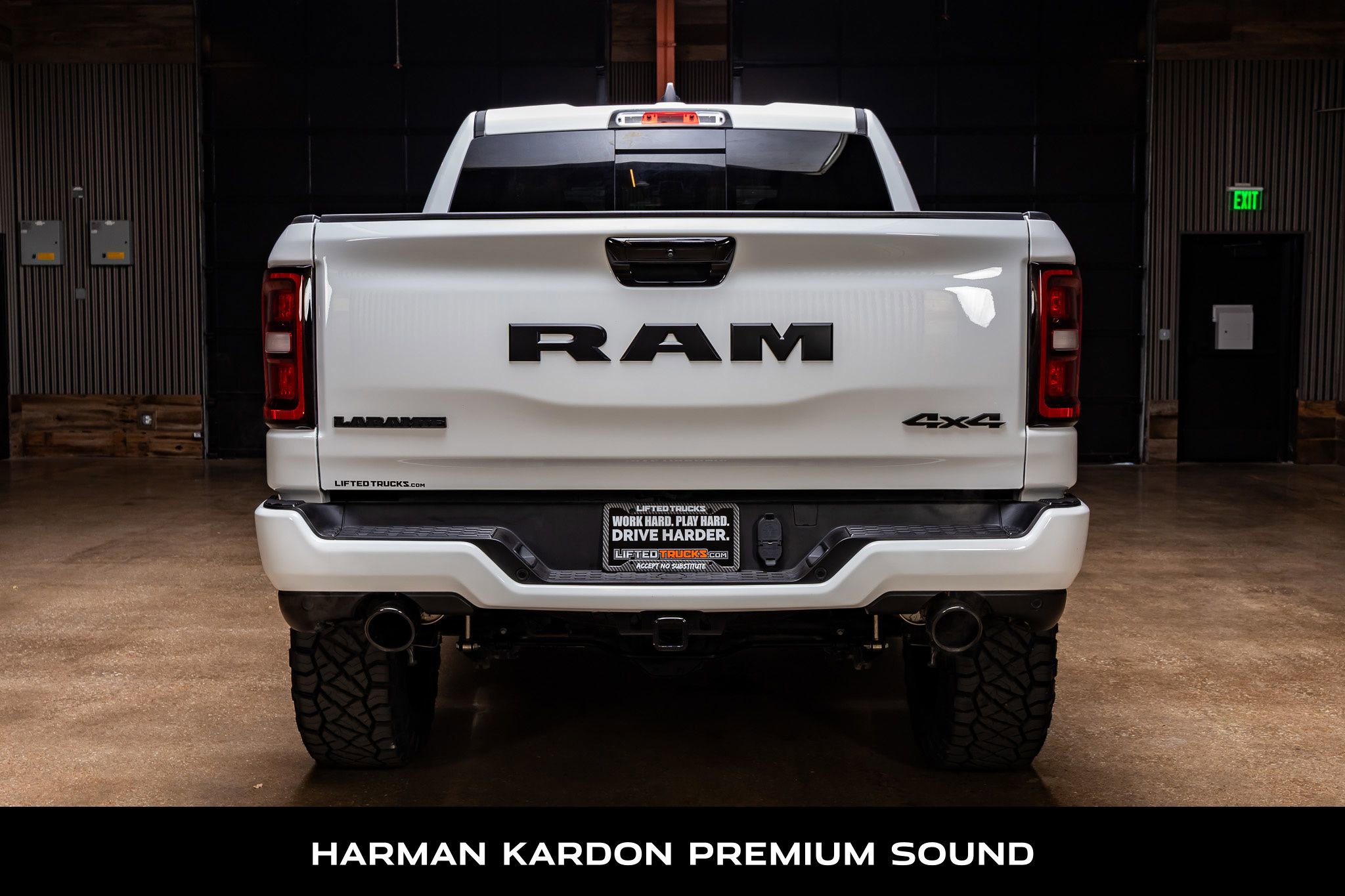 Used 2025 RAM 1500 Laramie w/ Night Edition image 8