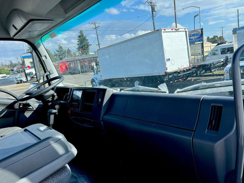 New 2024 Chevrolet Low Cab Forward 6500XD RWD image 22