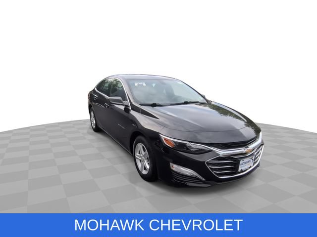 Used 2022 Chevrolet Malibu LS FWD image 2