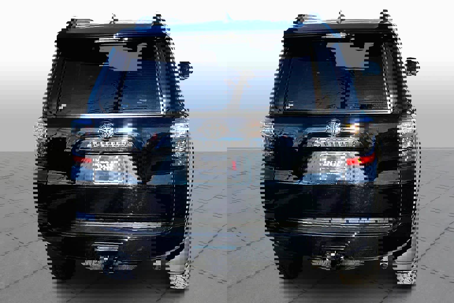 Used 2024 Toyota 4Runner SR5 Premium image 4