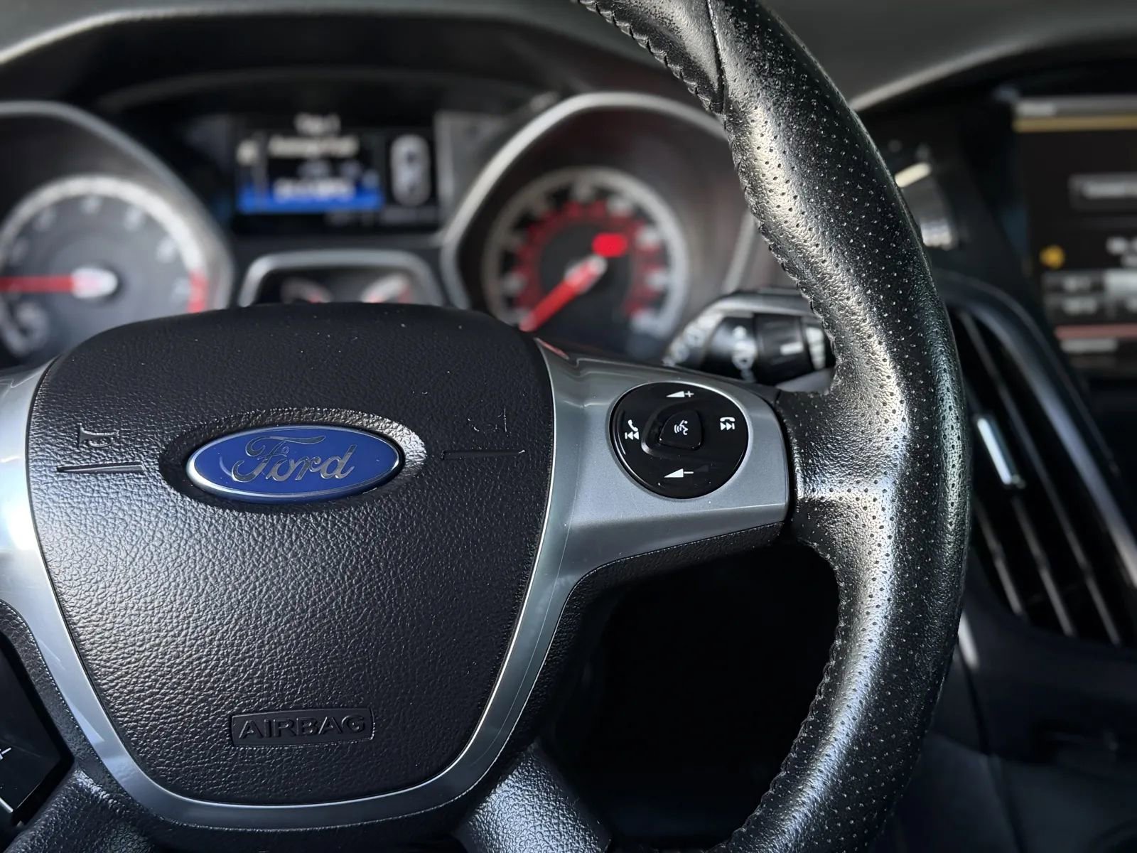 Used 2014 Ford Focus ST w/ Equipment Group 202A FWD image 24