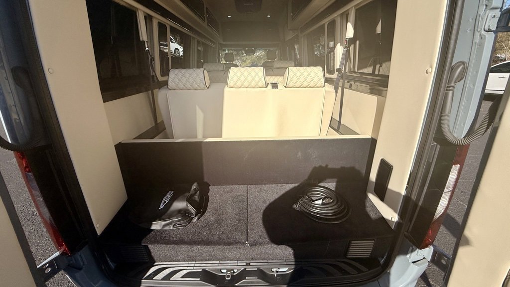 Used 2021 Mercedes-Benz Sprinter 2500 image 25