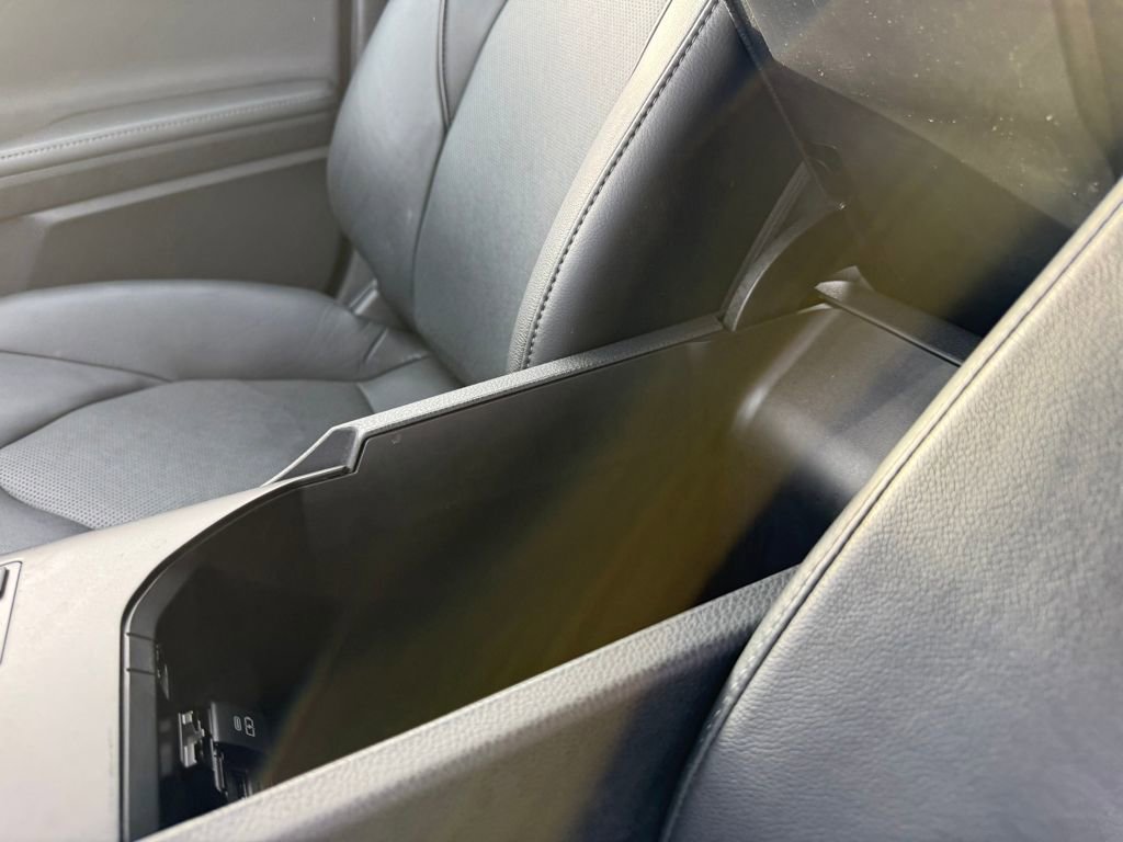 Used 2021 Toyota Camry XLE image 26