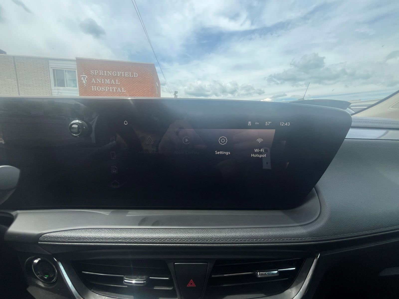 Used 2024 Buick Encore GX Sport Touring FWD image 20