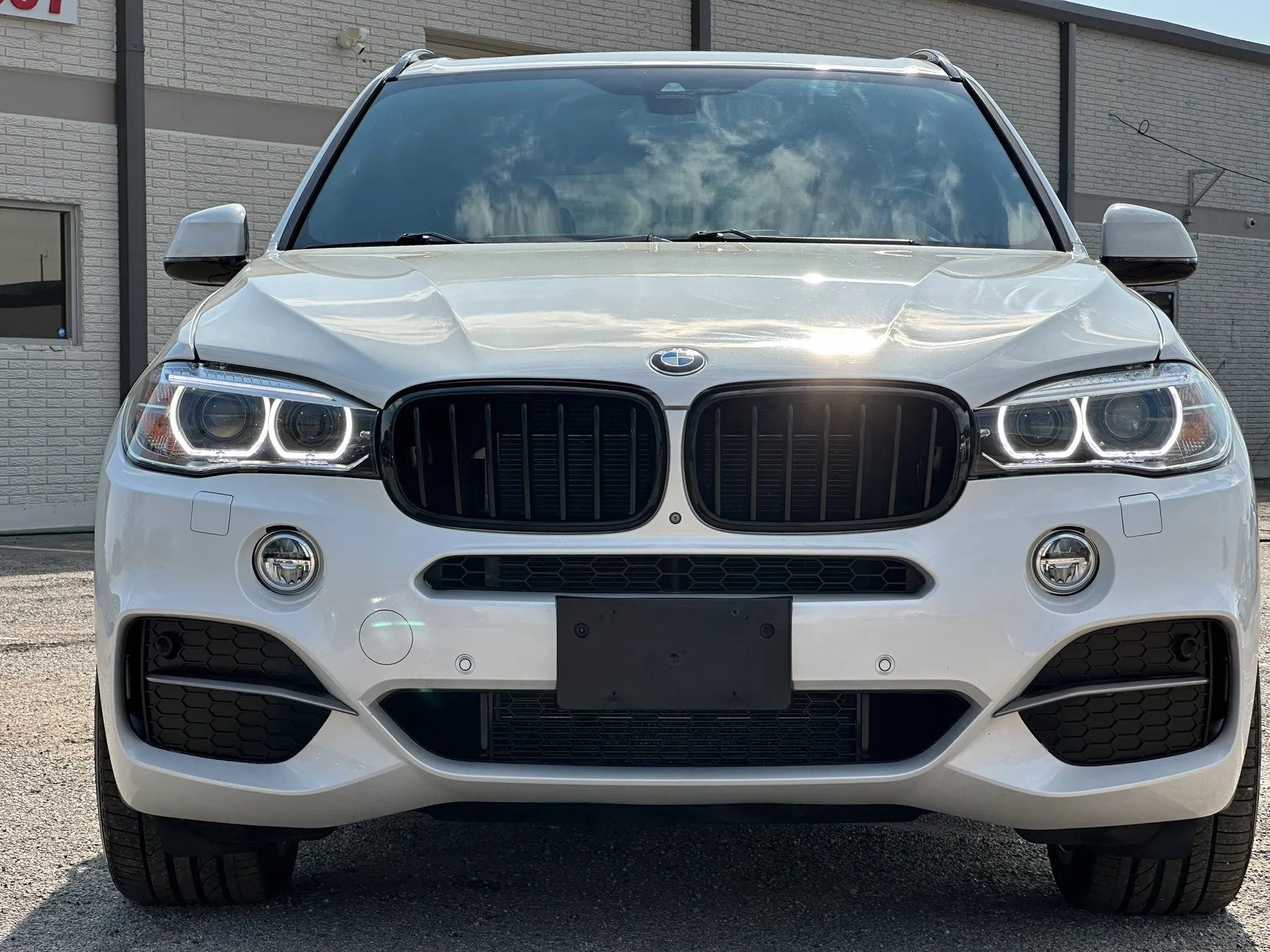 Used 2017 BMW X5 xDrive50i AWD/4WD image 11