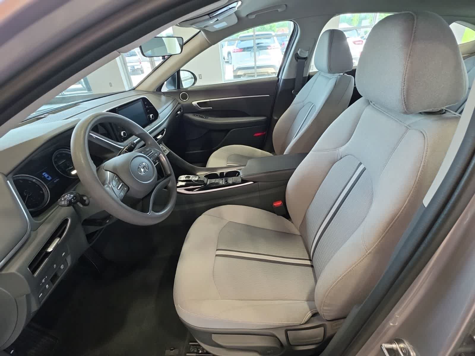 Used 2022 Hyundai Sonata SE FWD image 16