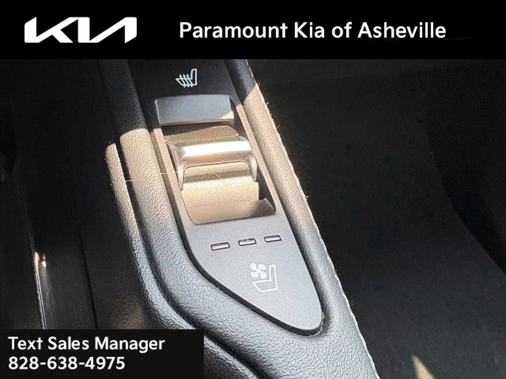 Used 2020 Kia Telluride EX w/ Towing Package AWD/4WD image 16