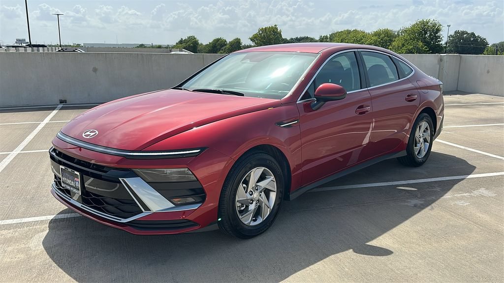 Used 2026 Hyundai Sonata SE FWD image 8