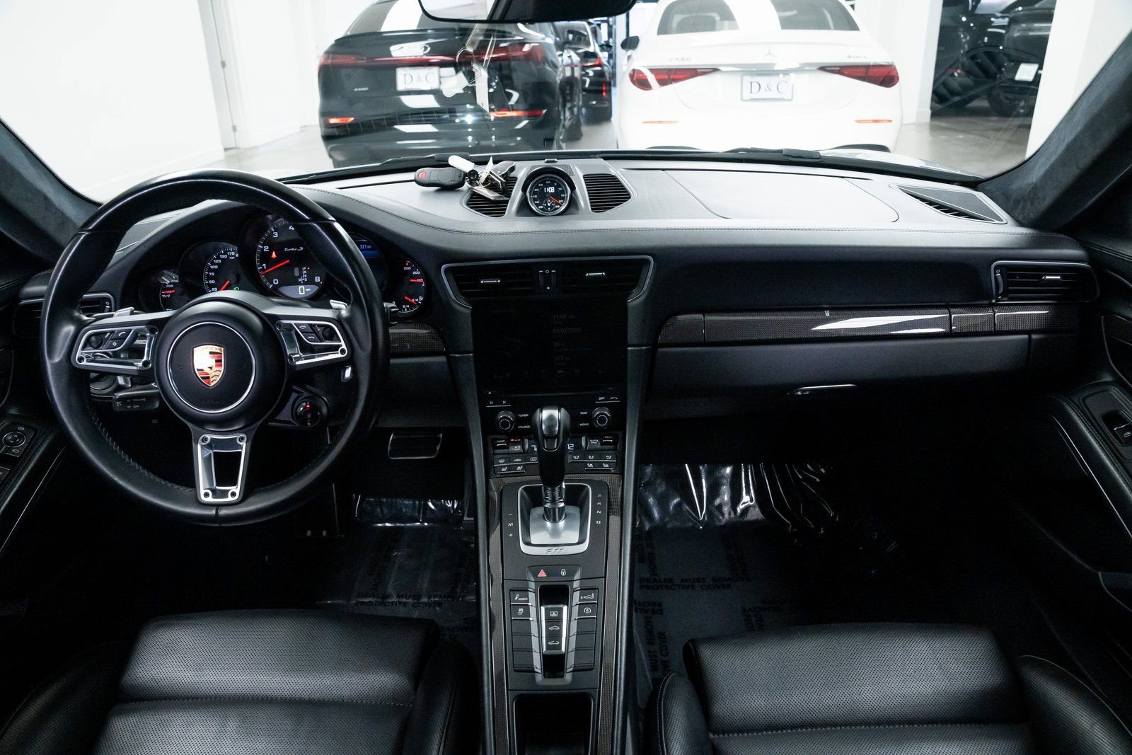 Used 2017 Porsche 911 Turbo S image 9