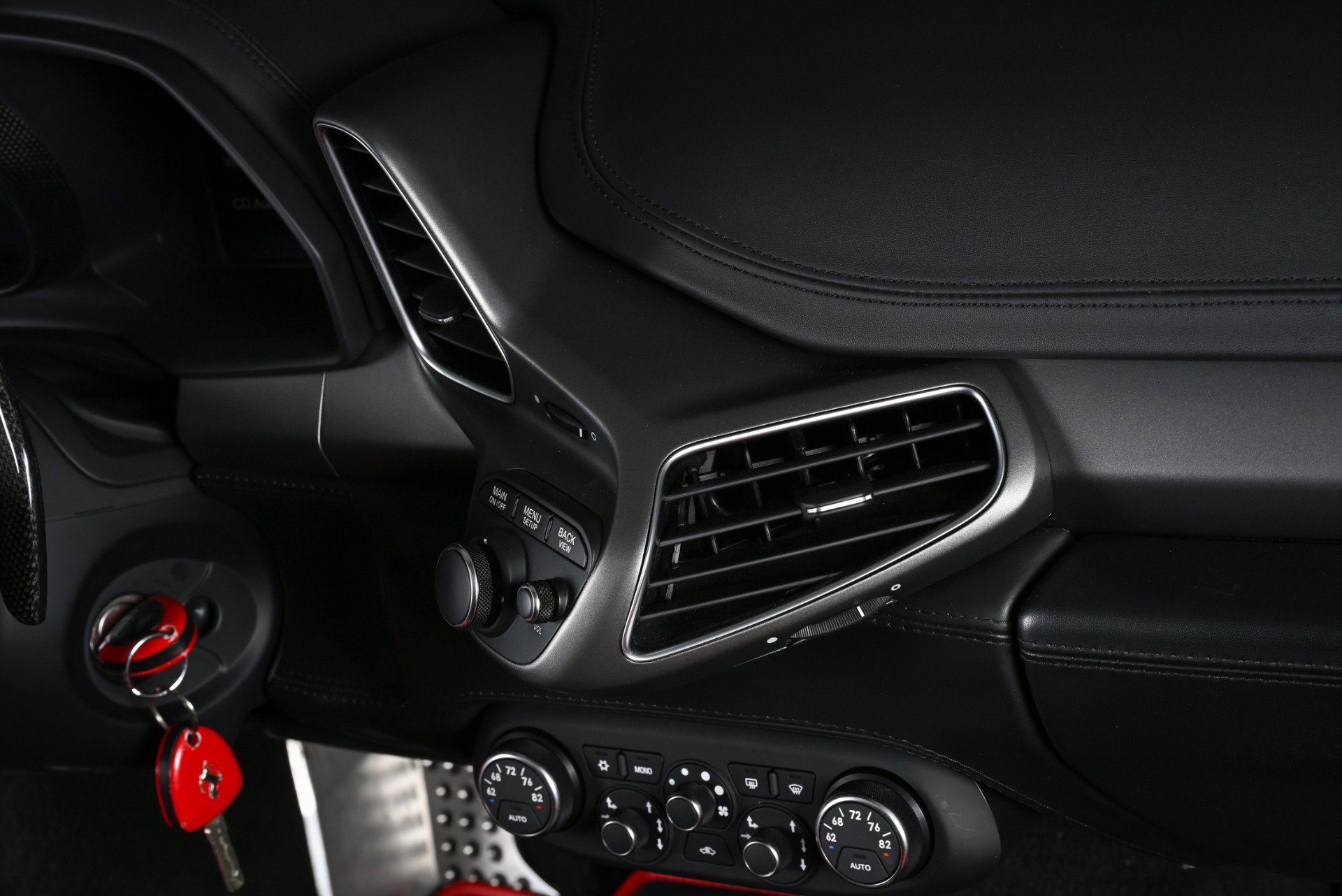 Used 2014 Ferrari 458 Spider RWD image 28