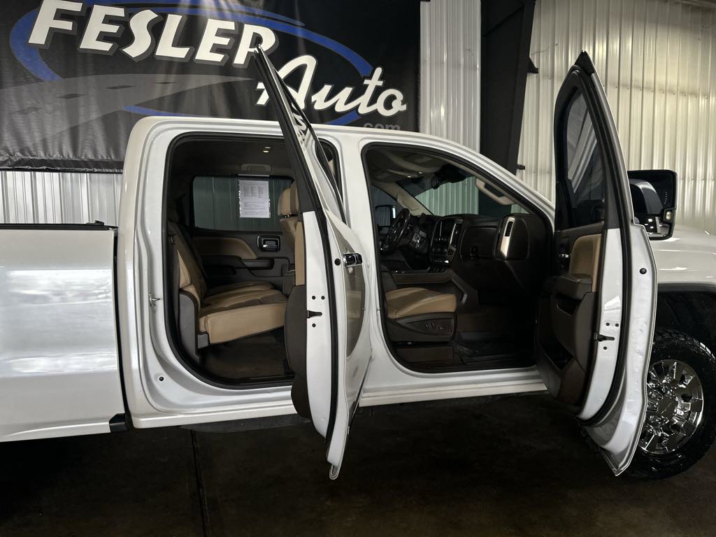 Used 2018 GMC Sierra 2500 Denali w/ Duramax Plus Package image 15