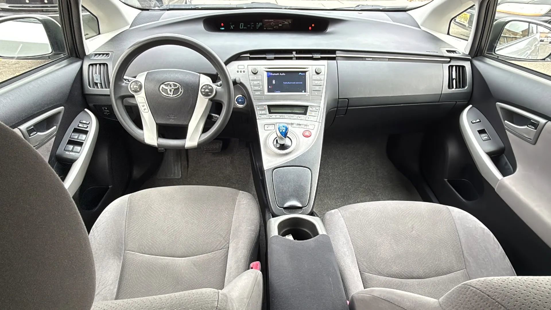 Used 2013 Toyota Prius Two image 28