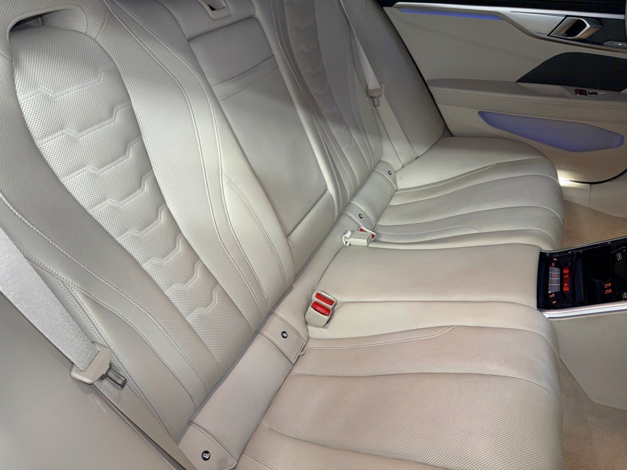 Used 2023 BMW 840i Gran Coupe RWD image 29