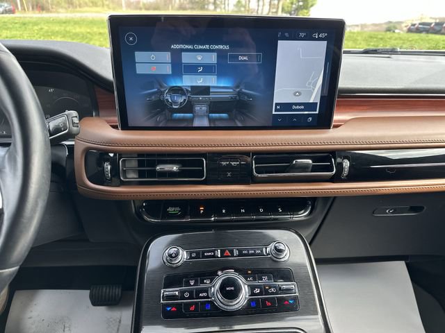 Used 2022 Lincoln Nautilus Reserve w/ Cargo Utility Package AWD/4WD image 19