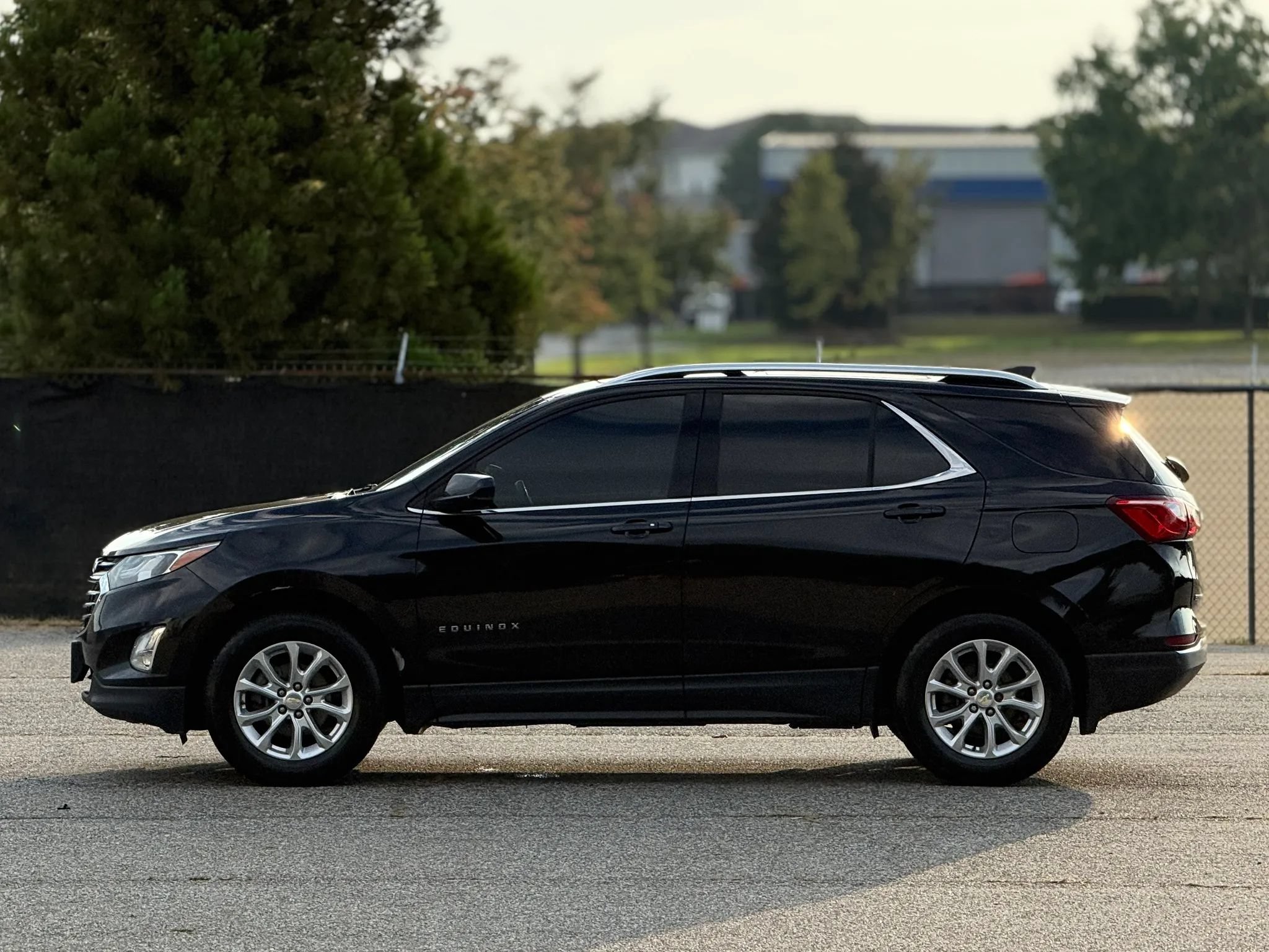Used 2020 Chevrolet Equinox LT AWD/4WD image 8