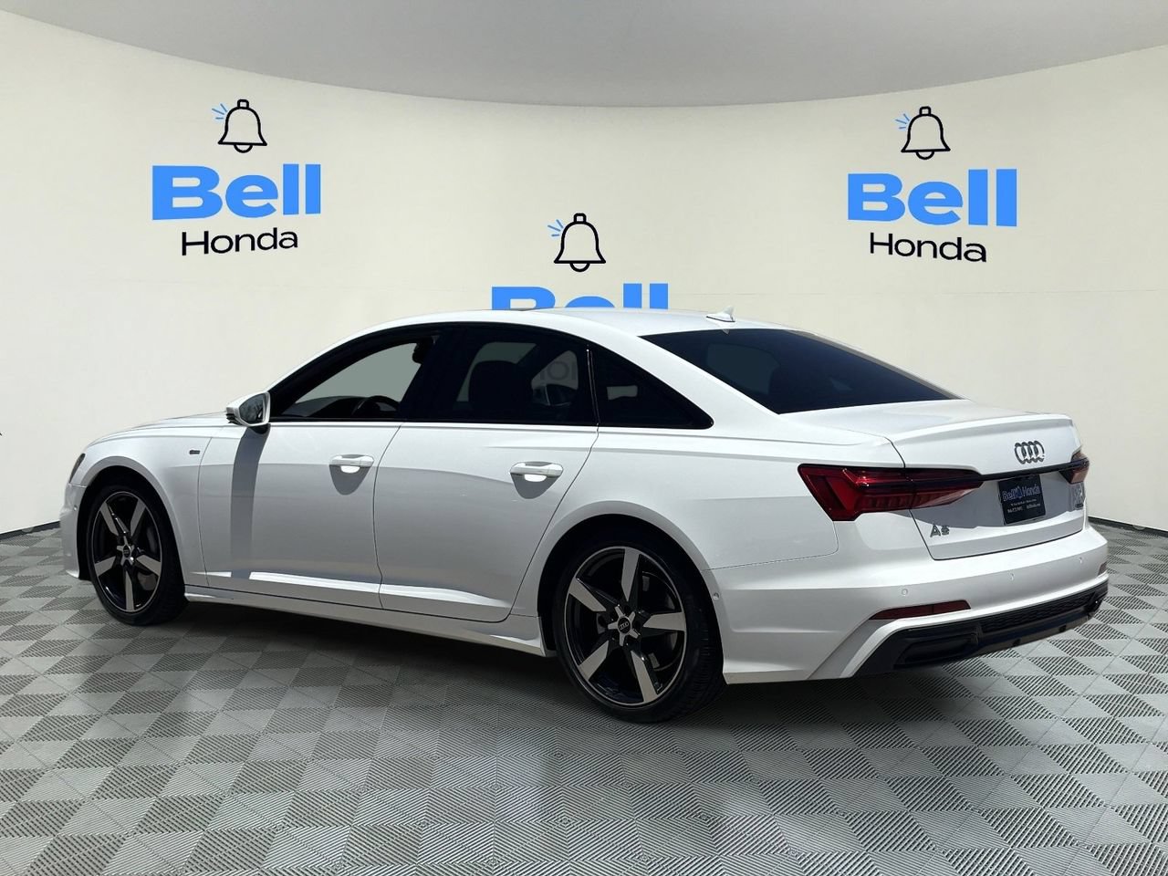 Used 2021 Audi A6 Premium Plus w/ Premium Plus Package AWD/4WD image 3