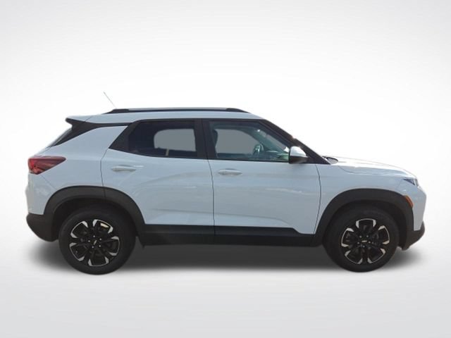 Used 2021 Chevrolet TrailBlazer LT w/ Premium Seating Package FWD image 9