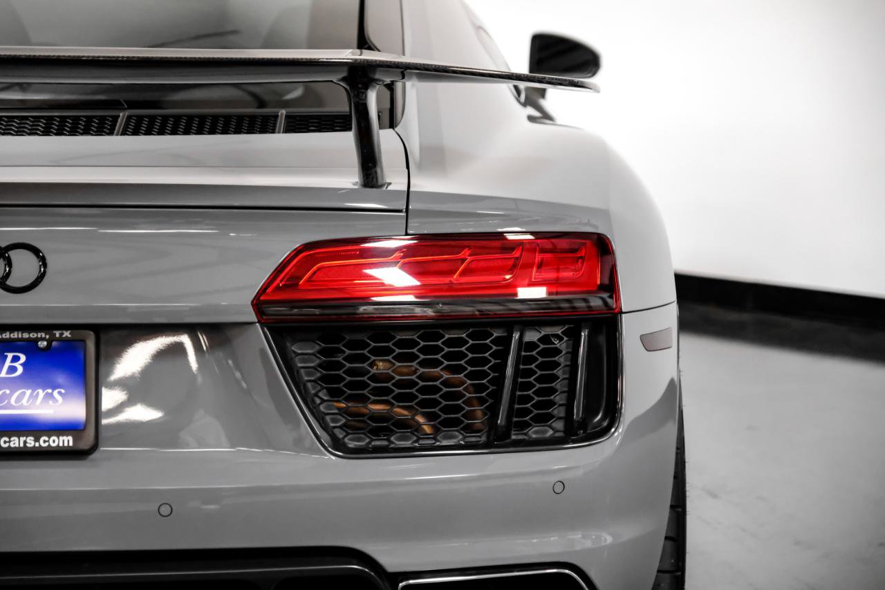 Used 2017 Audi R8 V10 image 36