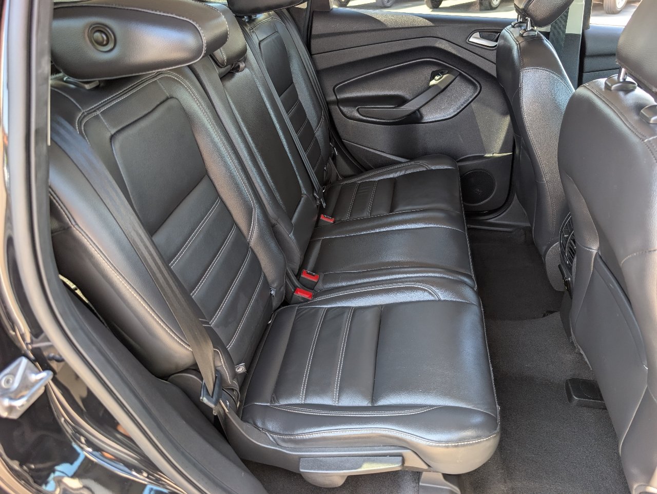Used 2019 Ford Escape Titanium FWD image 5