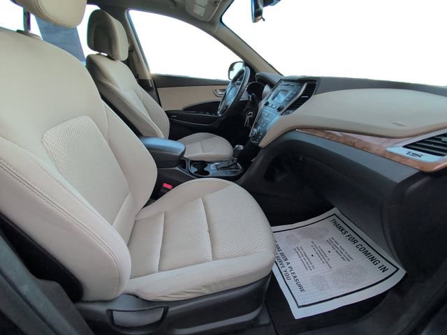 Used 2015 Hyundai Santa Fe GLS image 15