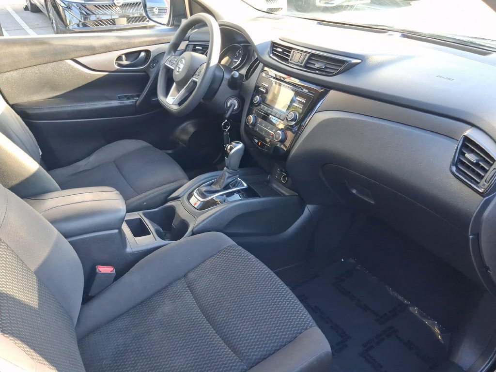 Used 2017 Nissan Rogue Sport S w/ S Appearance Package FWD image 24