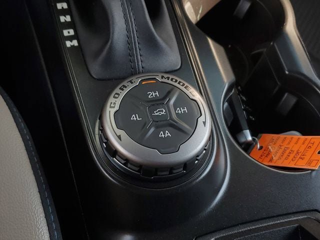 Used 2022 Ford Bronco Wildtrak AWD/4WD image 30