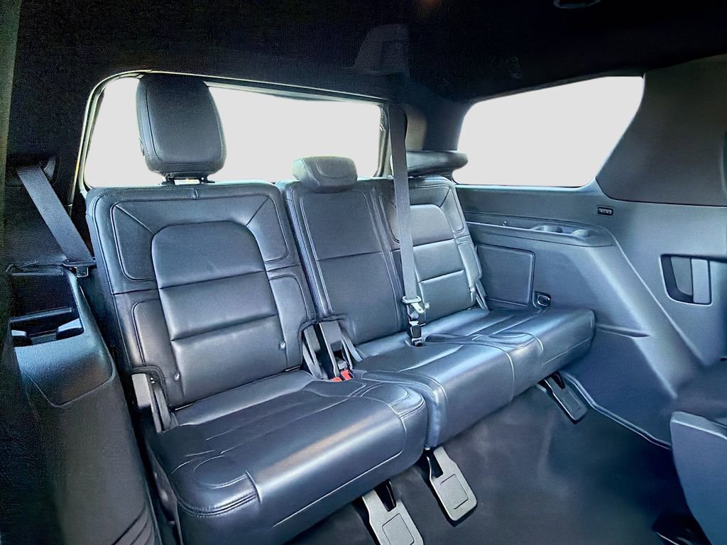 Used 2023 Lincoln Navigator Reserve image 25