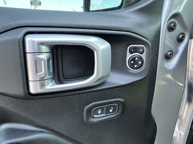 Used 2020 Jeep Wrangler Unlimited Sport AWD/4WD image 22