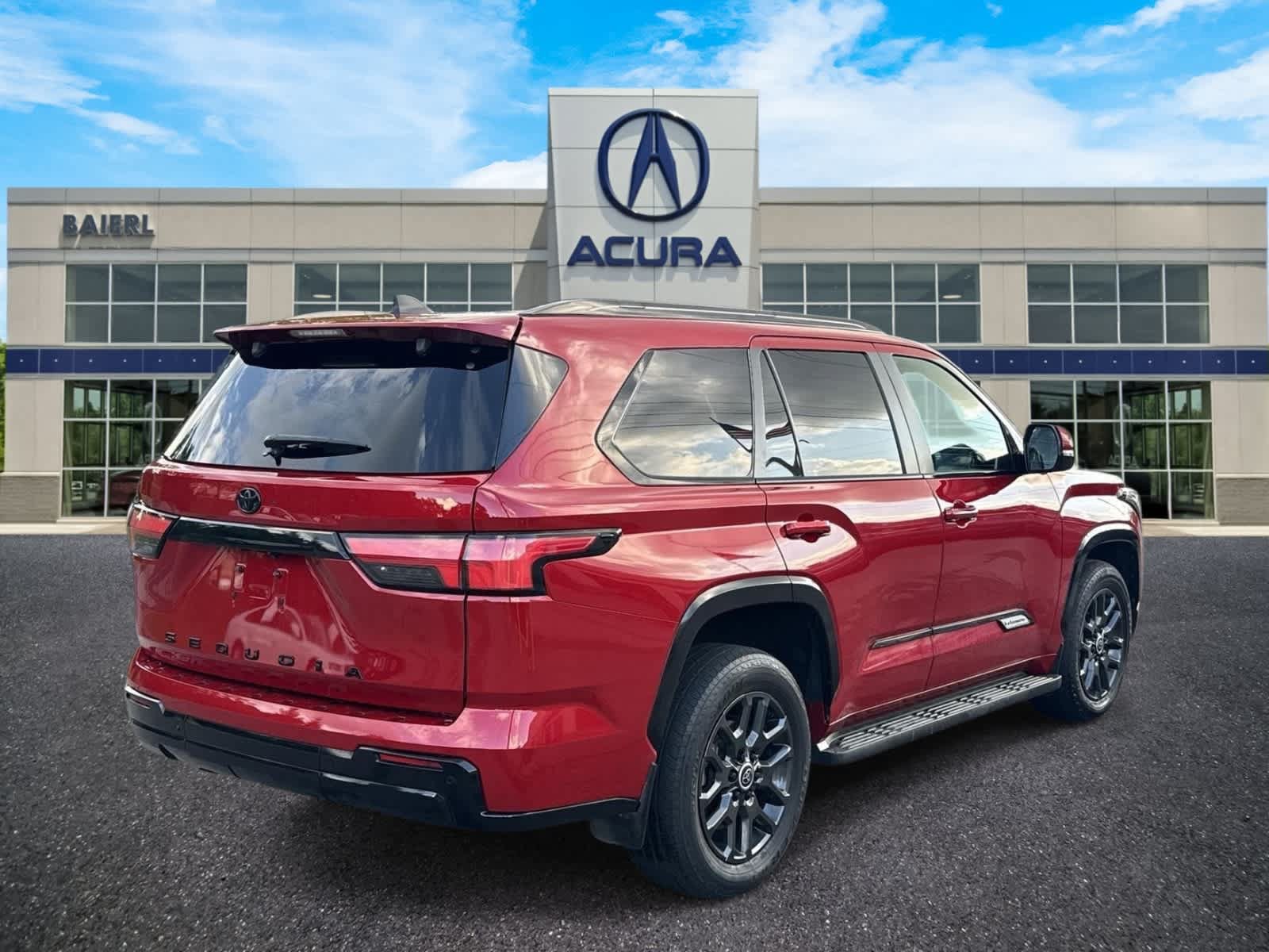 Used 2024 Toyota Sequoia Platinum AWD/4WD image 4