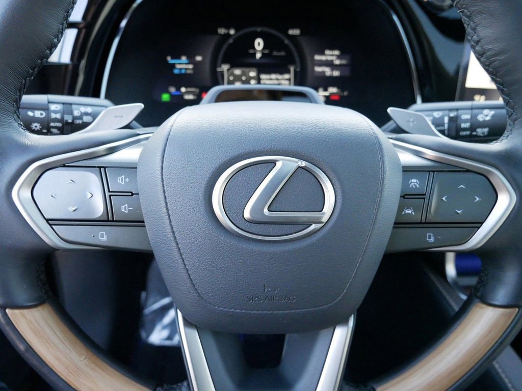 Certified 2025 Lexus RX 450h AWD w/ Convenience Package image 17