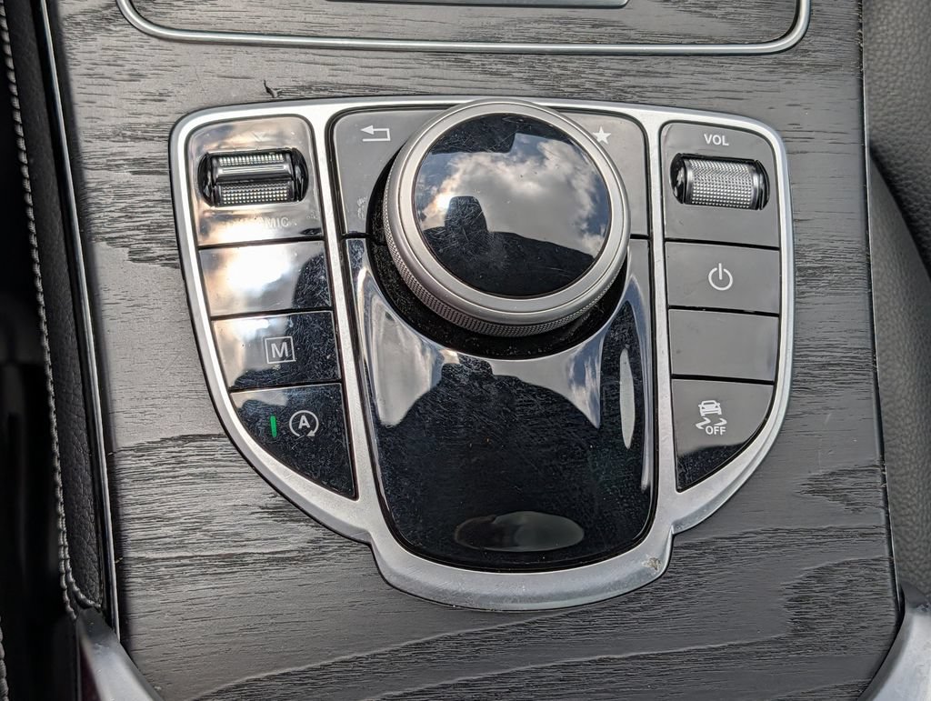 Used 2018 Mercedes-Benz GLC 300 image 17
