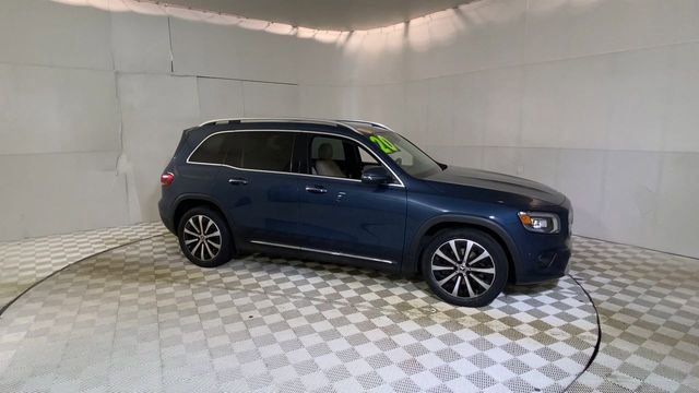 Used 2020 Mercedes-Benz GLB 250 4MATIC image 4