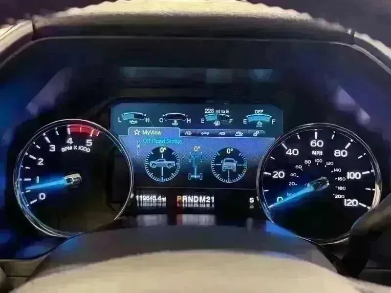 Used 2018 Ford F350 Platinum w/ Platinum Ultimate Package AWD/4WD image 45