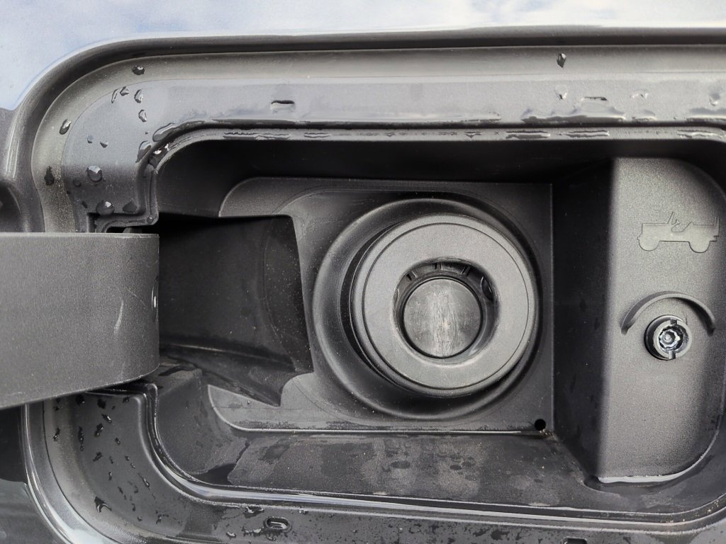 Used 2024 Jeep Grand Cherokee Laredo X w/ Trailer Tow Package image 26