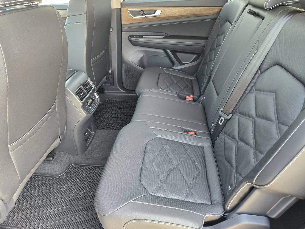 New 2026 Volkswagen Atlas SE FWD image 26