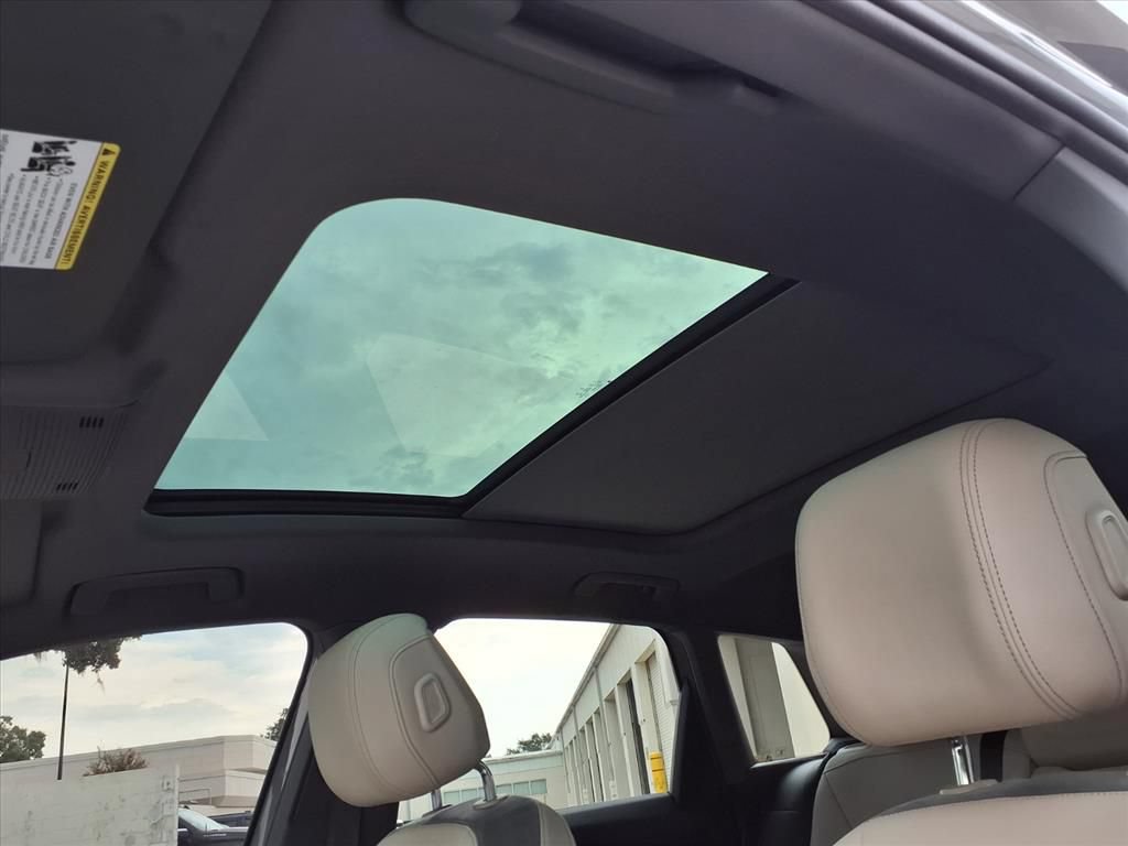 Used 2023 Audi Q4 e-tron Prestige AWD/4WD image 22