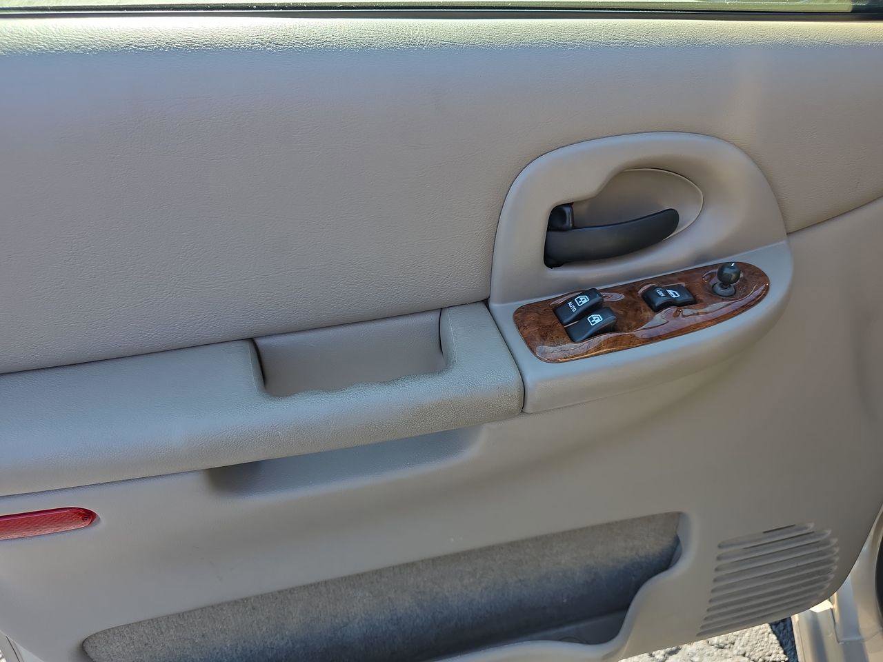 Used 2003 Oldsmobile Silhouette GLS image 5