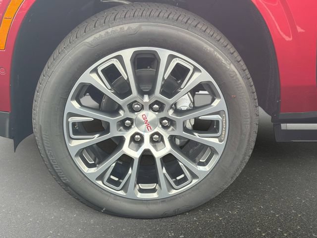 New 2026 GMC Yukon XL Denali w/ Sun & Power Step Package AWD/4WD image 10