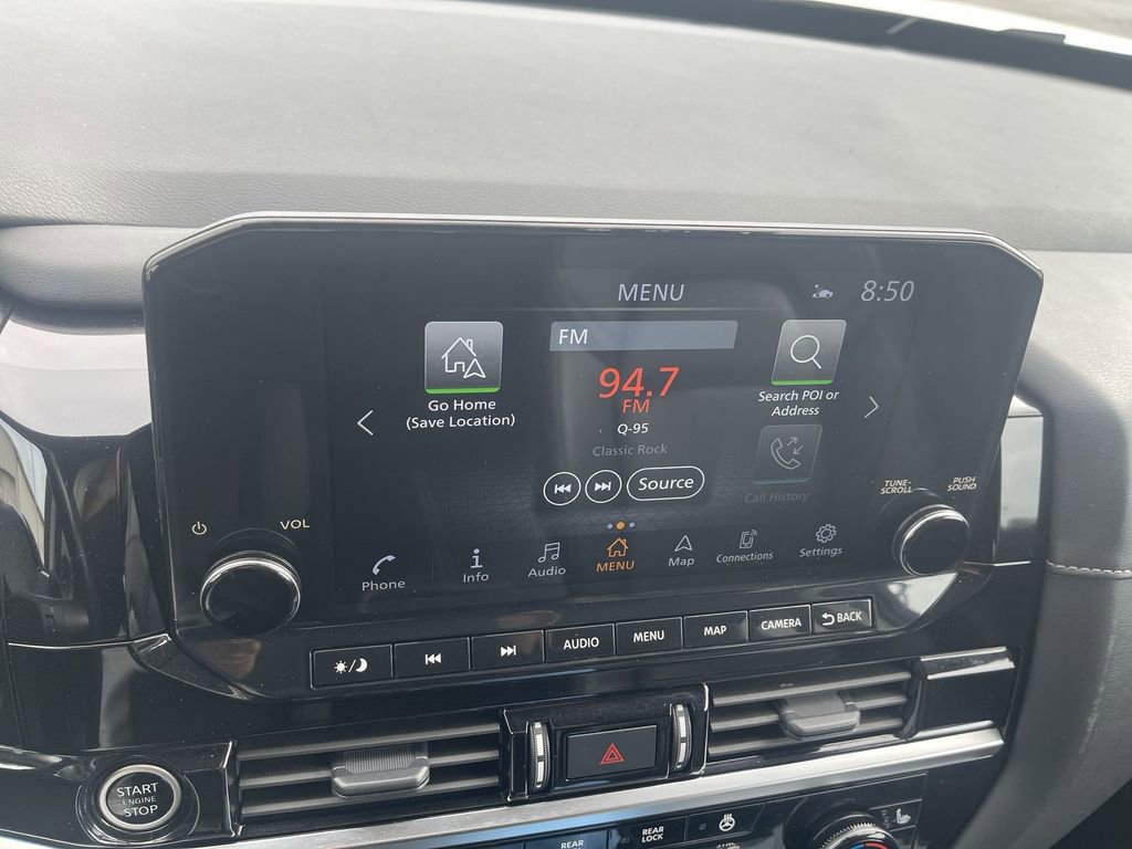 Used 2023 Nissan Pathfinder SL image 24