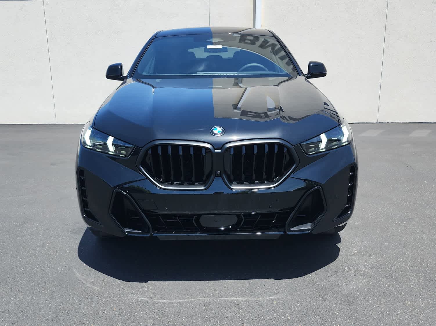 New 2027 BMW X6 xDrive40i w/ Climate Comfort Package AWD/4WD image 5