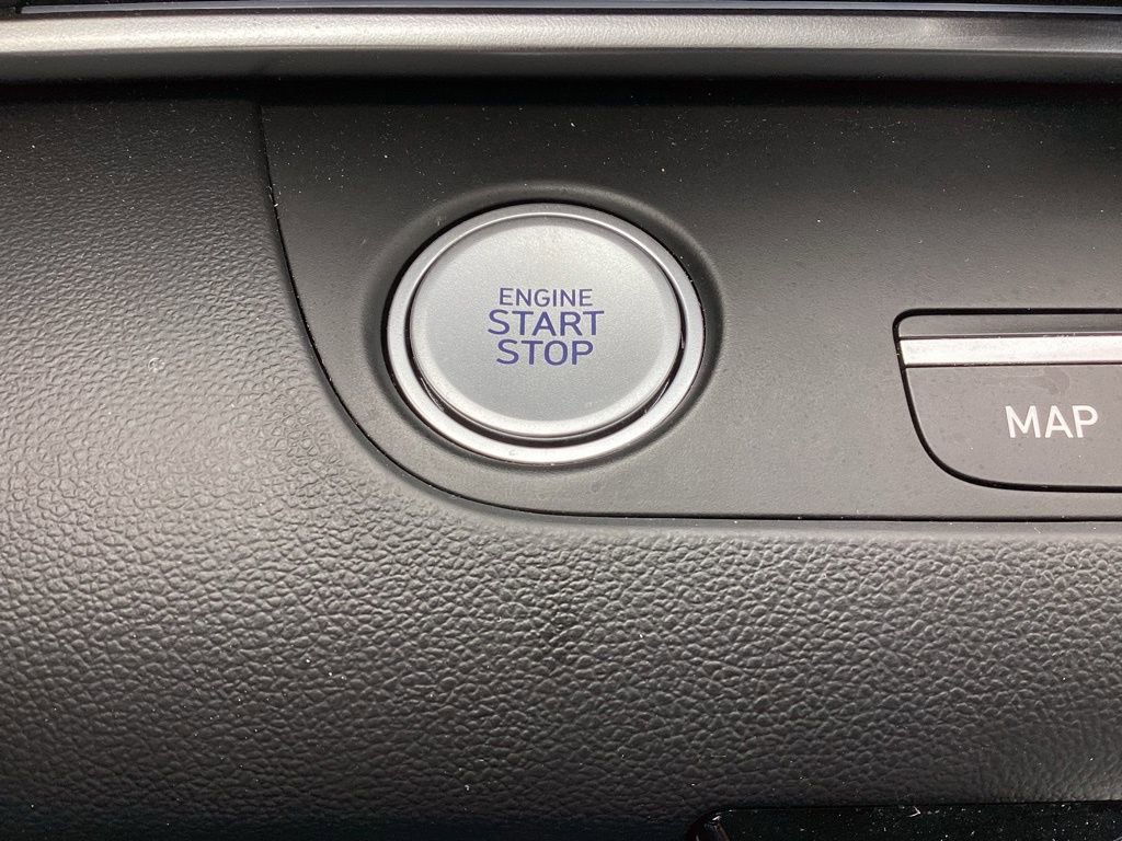 Used 2025 Hyundai Elantra SEL FWD image 19