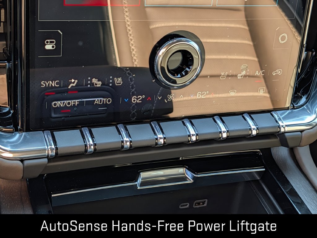 New 2027 GMC Yukon Denali Ultimate AWD/4WD image 15