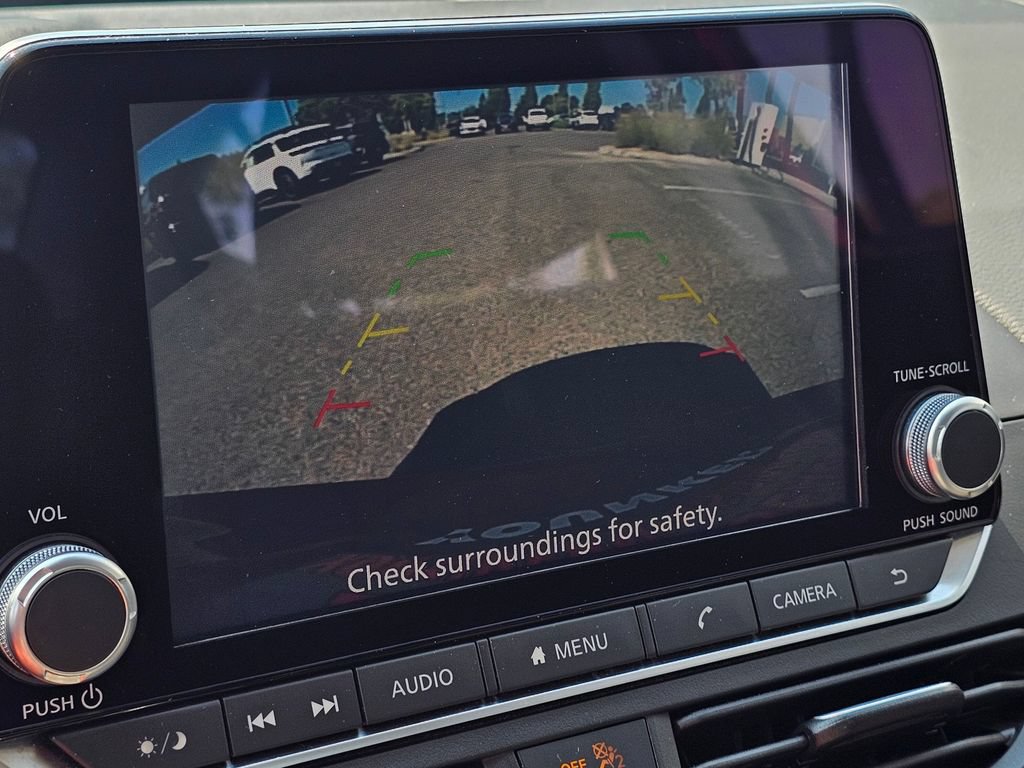 Used 2024 Nissan Altima 2.5 SV FWD image 27