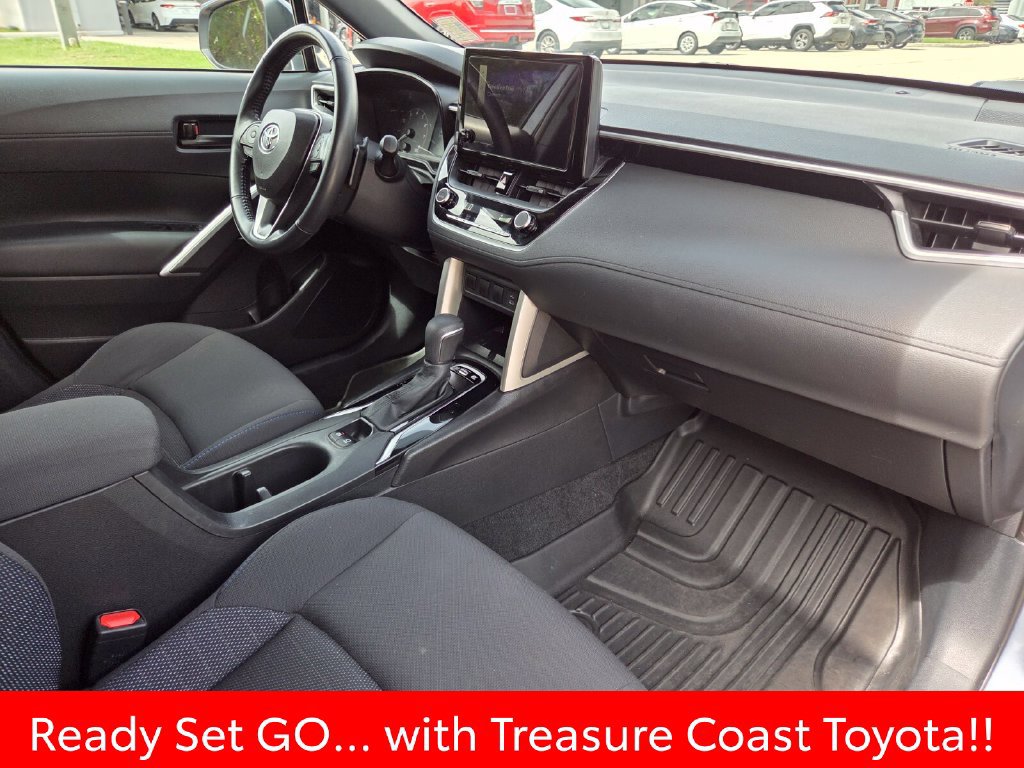 Certified 2024 Toyota Corolla Cross AWD Hybrid image 14