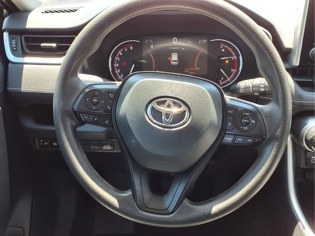 Used 2024 Toyota RAV4 XLE w/ Convenience Package FWD image 18