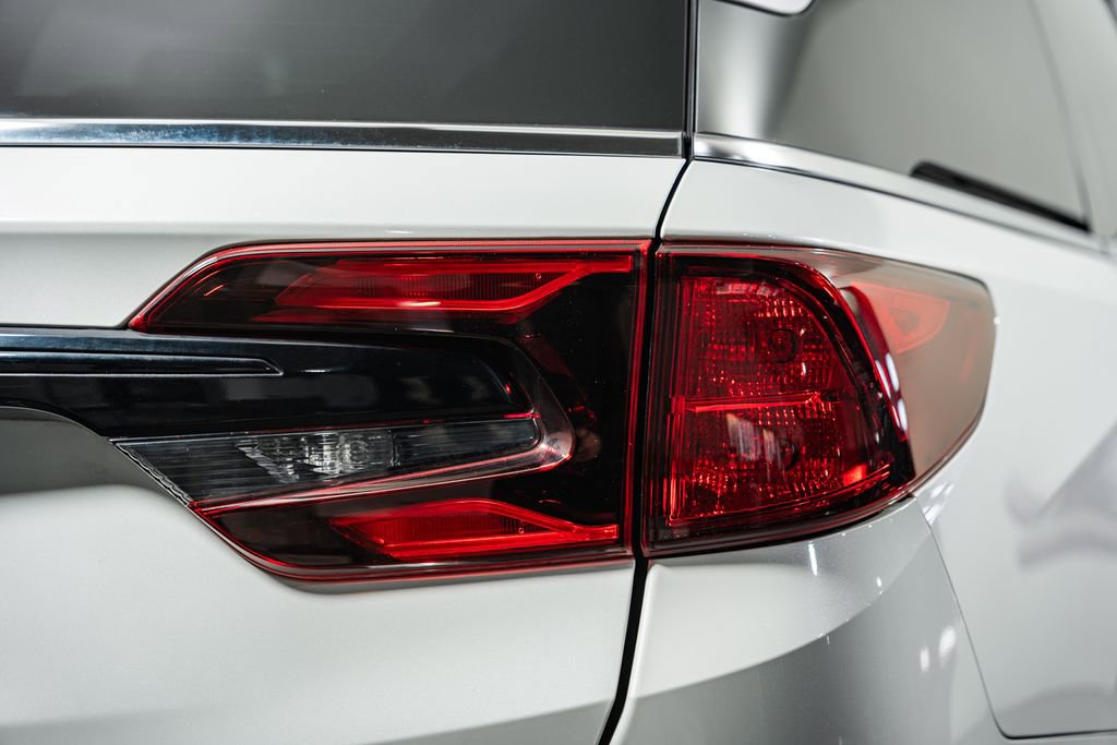 Used 2023 Honda Odyssey Sport image 6