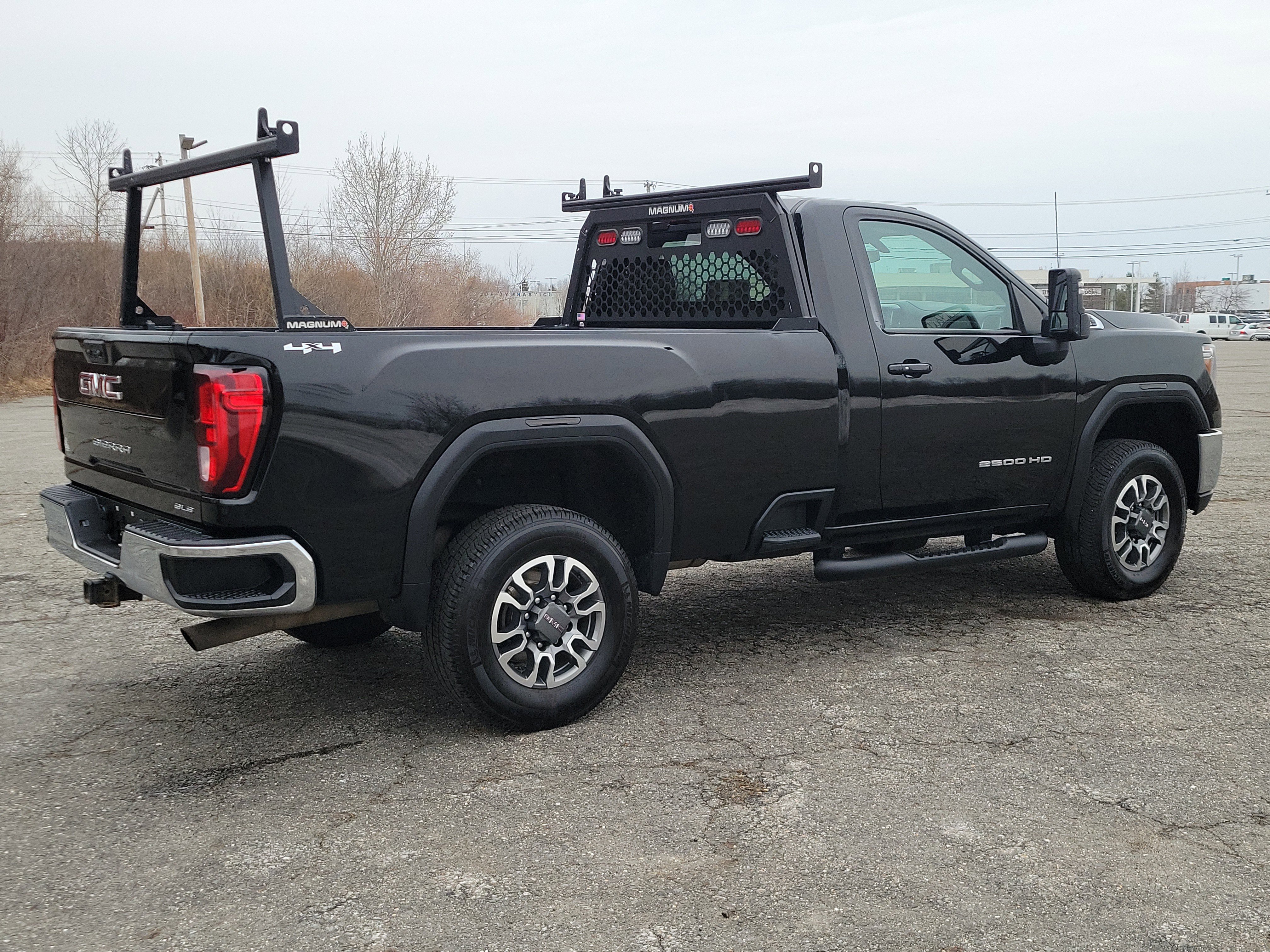 Used 2022 GMC Sierra 2500 SLE w/ SLE Convenience Package image 5