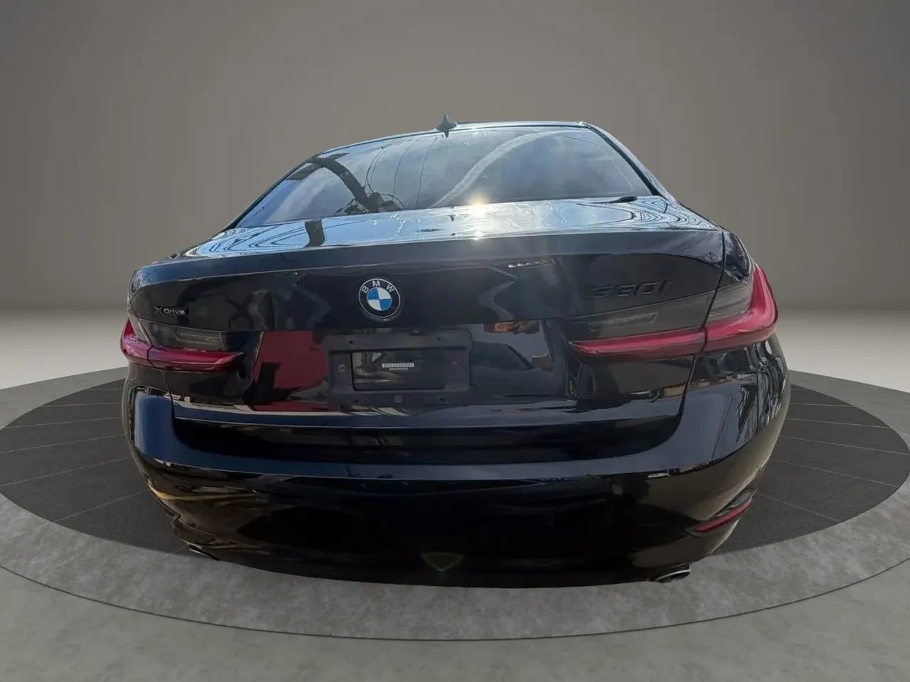 Used 2022 BMW 330i xDrive Sedan w/ Driving Assistance Package image 6